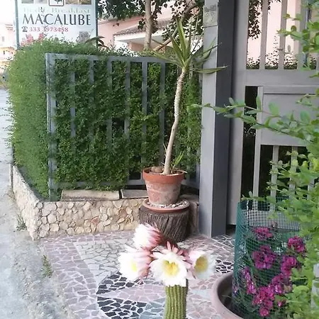 فندق مبيت وإفطار Macalube 2*